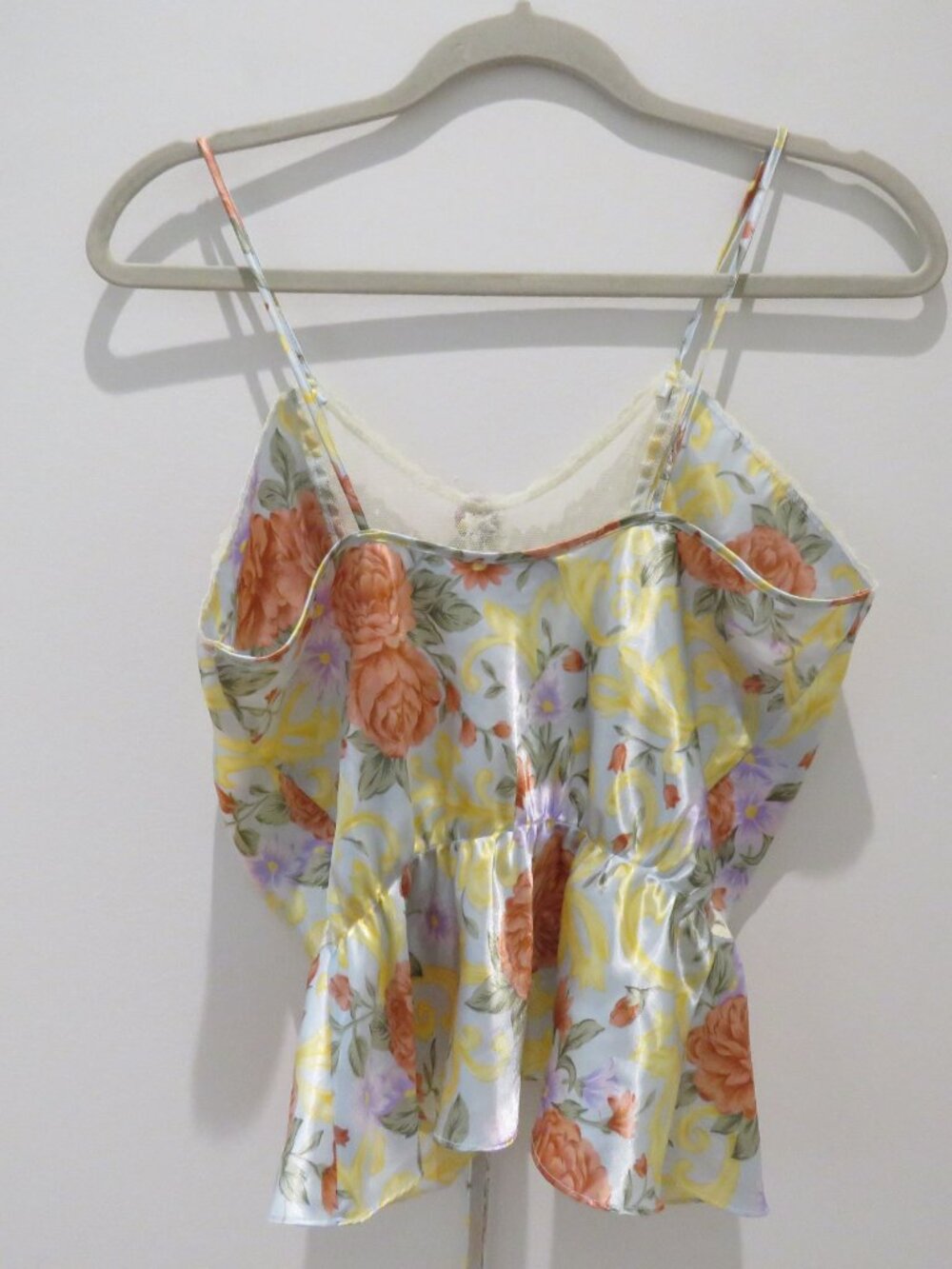 VINTAGE VICTORIA'S SECRET Gold Label Floral Satin Lace Cami Top Coquette Y2K - Picture 9 of 13